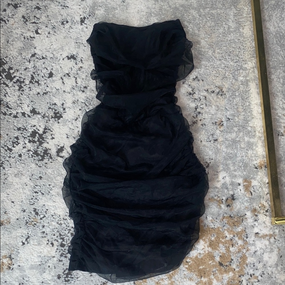 PrettyLittleThing Black Strapless Bodycon Dress